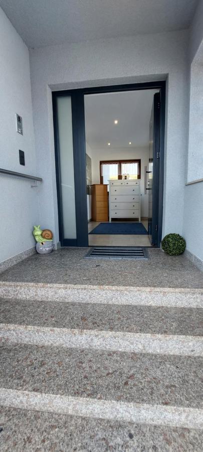 Grosse Tolle 4 Zimmer Ferienwohnung Im Herzen Des Odenwaldes Mörlenbach Eksteriør bilde