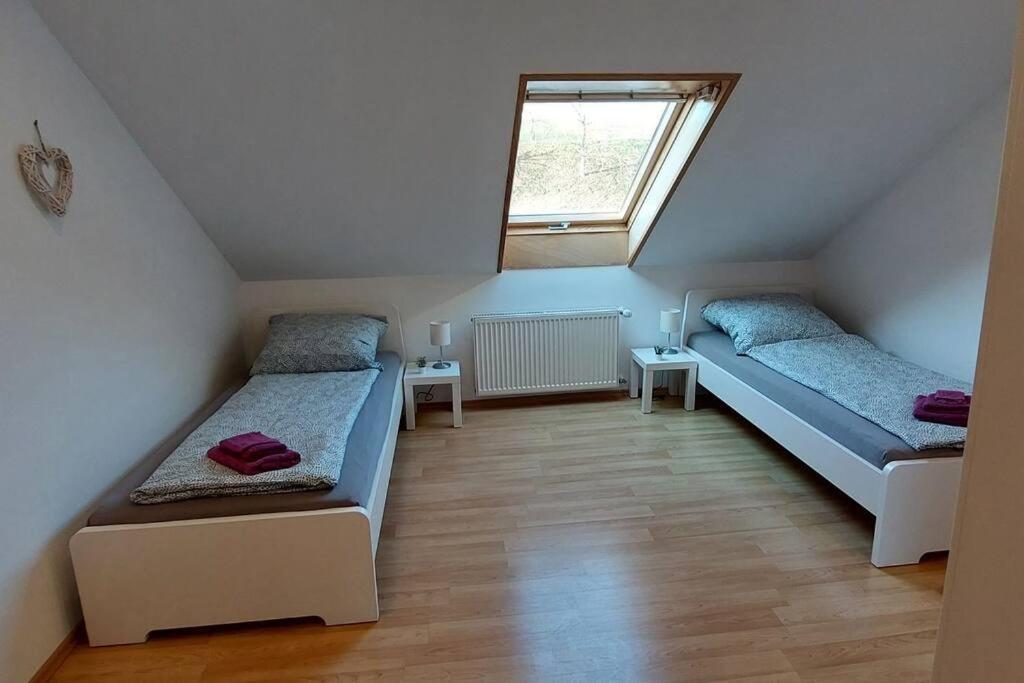 Grosse Tolle 4 Zimmer Ferienwohnung Im Herzen Des Odenwaldes Mörlenbach Eksteriør bilde