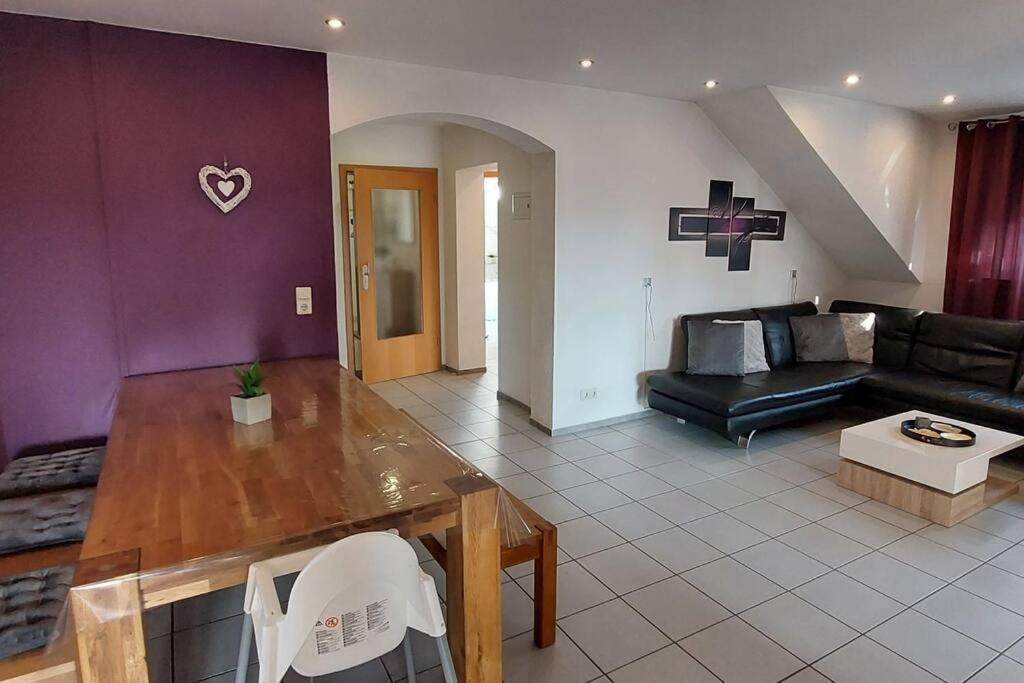 Grosse Tolle 4 Zimmer Ferienwohnung Im Herzen Des Odenwaldes Mörlenbach Eksteriør bilde