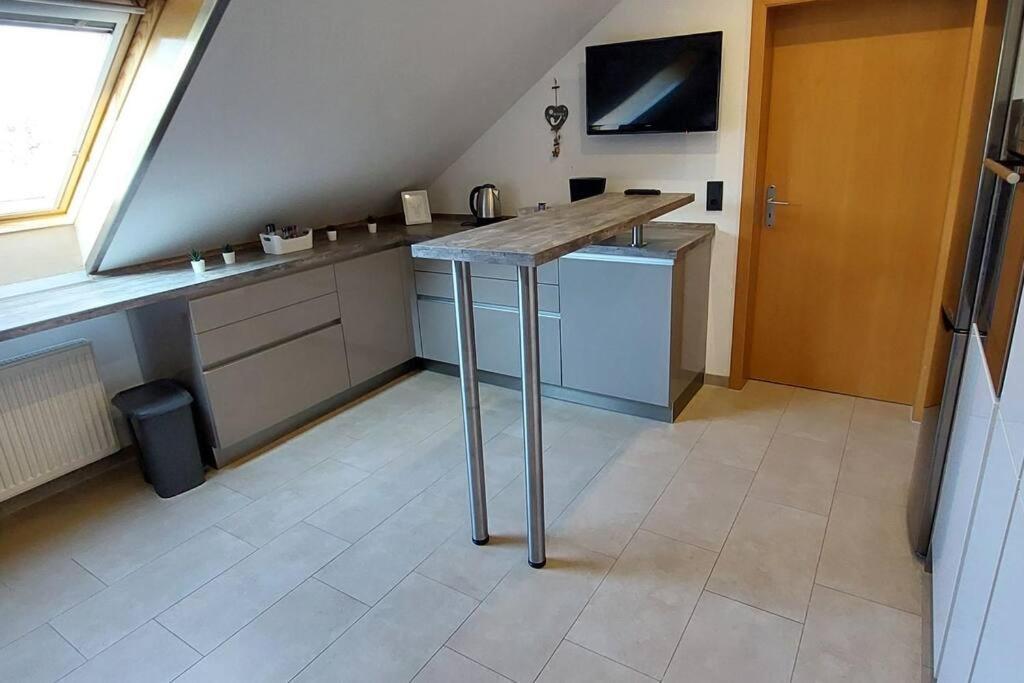 Grosse Tolle 4 Zimmer Ferienwohnung Im Herzen Des Odenwaldes Mörlenbach Eksteriør bilde