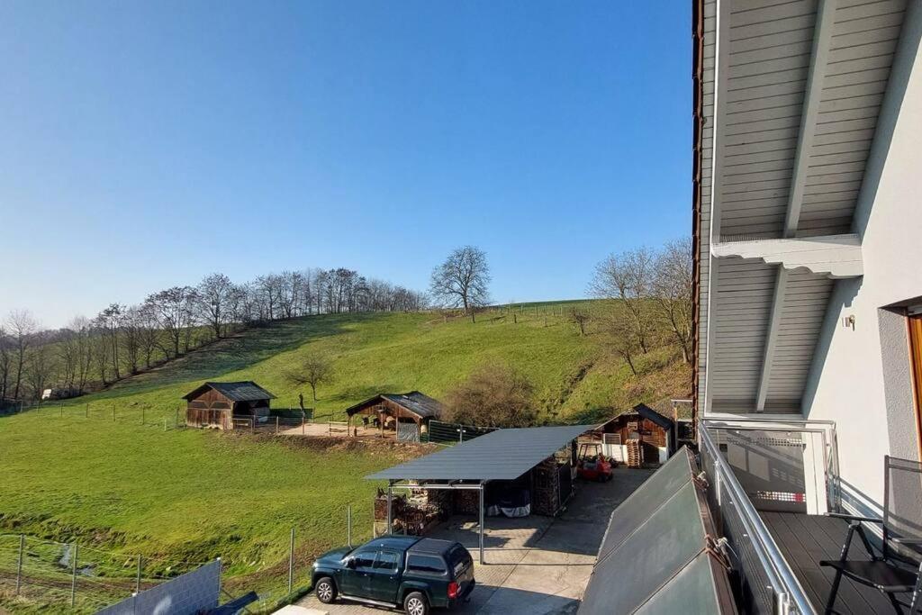Grosse Tolle 4 Zimmer Ferienwohnung Im Herzen Des Odenwaldes Mörlenbach Eksteriør bilde