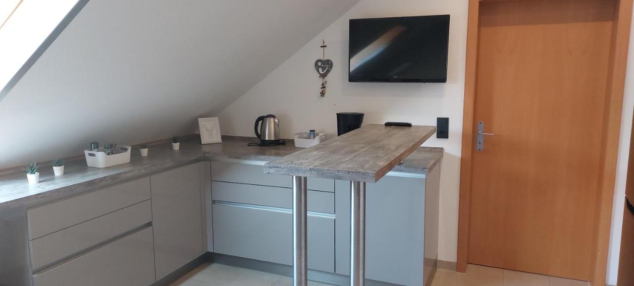 Grosse Tolle 4 Zimmer Ferienwohnung Im Herzen Des Odenwaldes Mörlenbach Eksteriør bilde